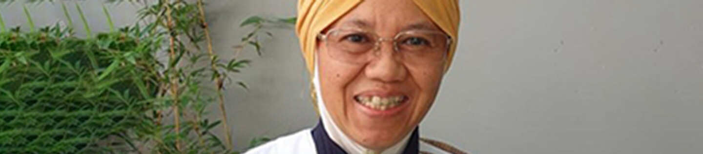 Dr. Siti Zaenab